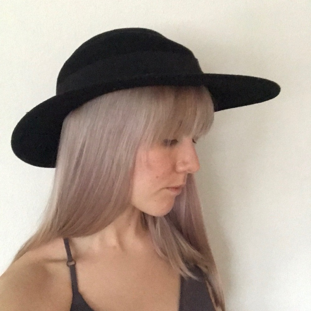Black felt wide brimmed hat